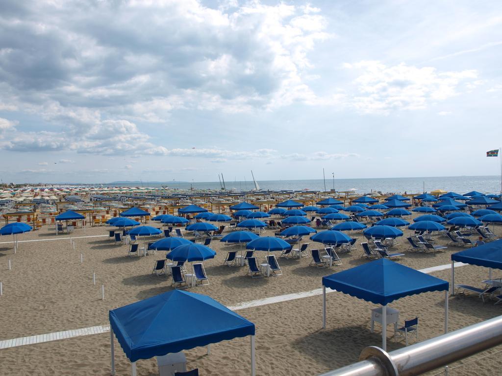 Il Pontile Holidays Apartment Marina di Pietrasanta Szoba fotó