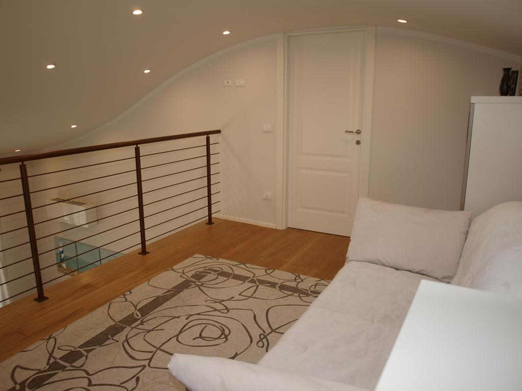 Il Pontile Holidays Apartment Marina di Pietrasanta Szoba fotó
