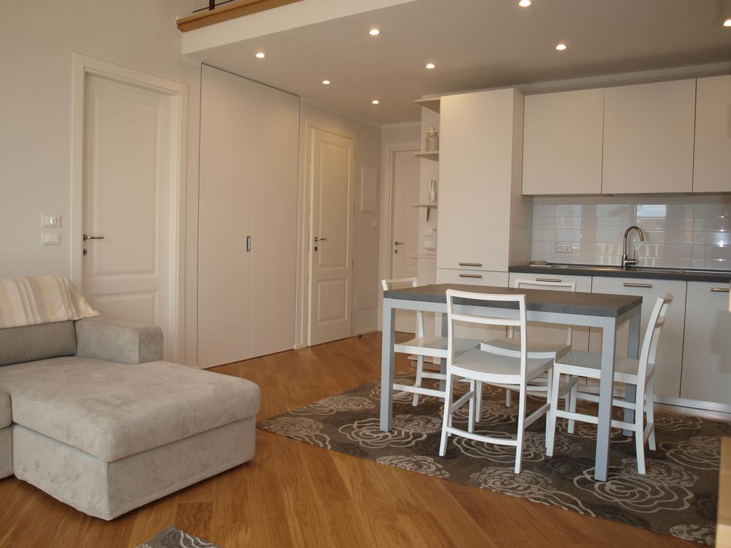 Il Pontile Holidays Apartment Marina di Pietrasanta Szoba fotó
