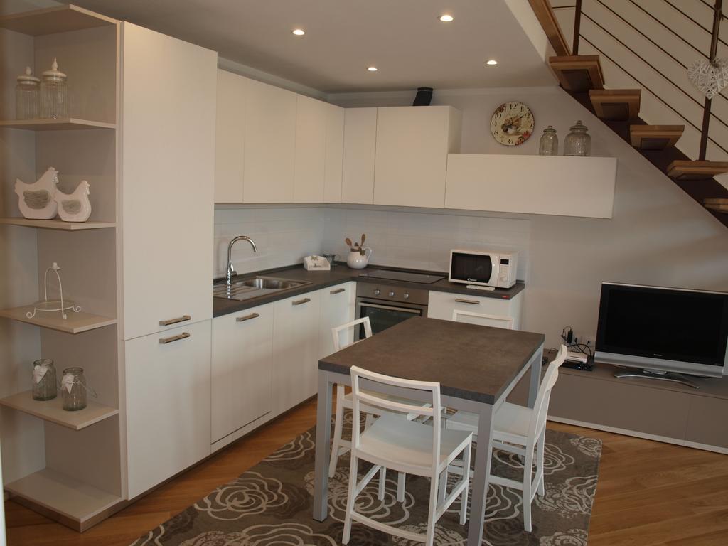 Il Pontile Holidays Apartment Marina di Pietrasanta Szoba fotó